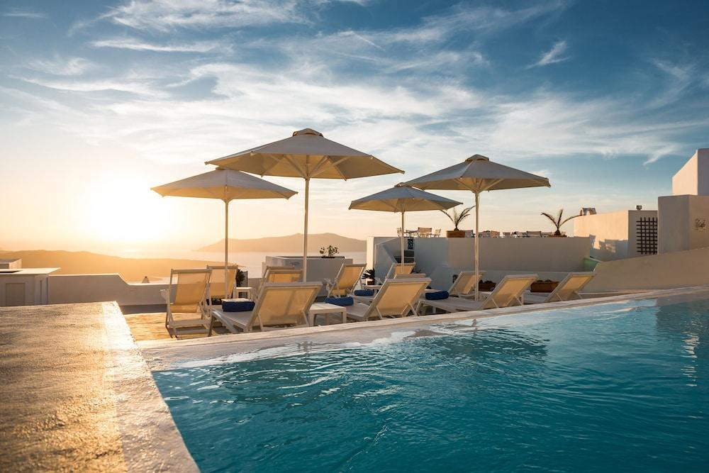 Pantelia Suites Фира Екстериор снимка