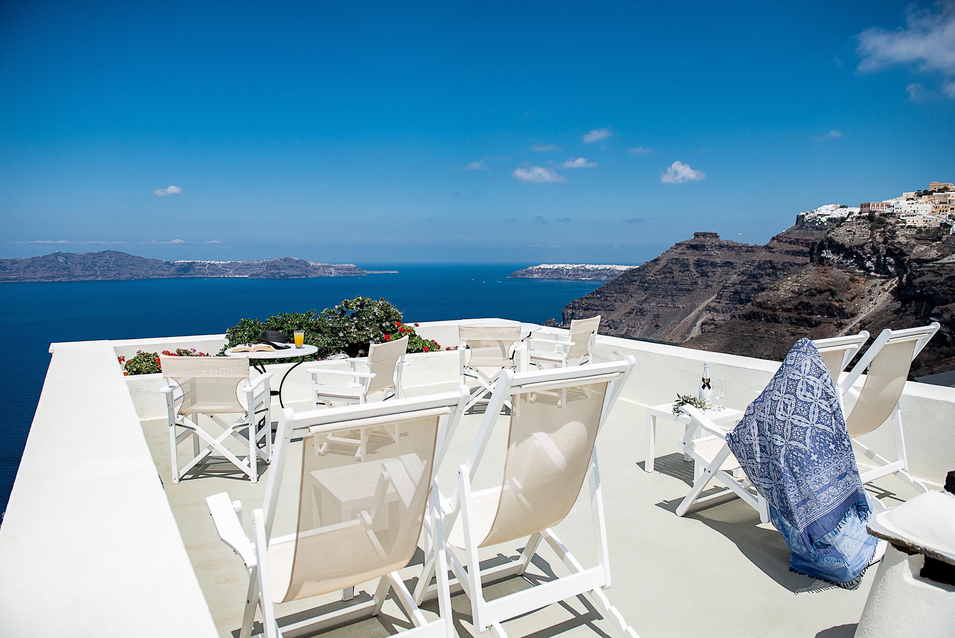 Pantelia Suites Фира Екстериор снимка