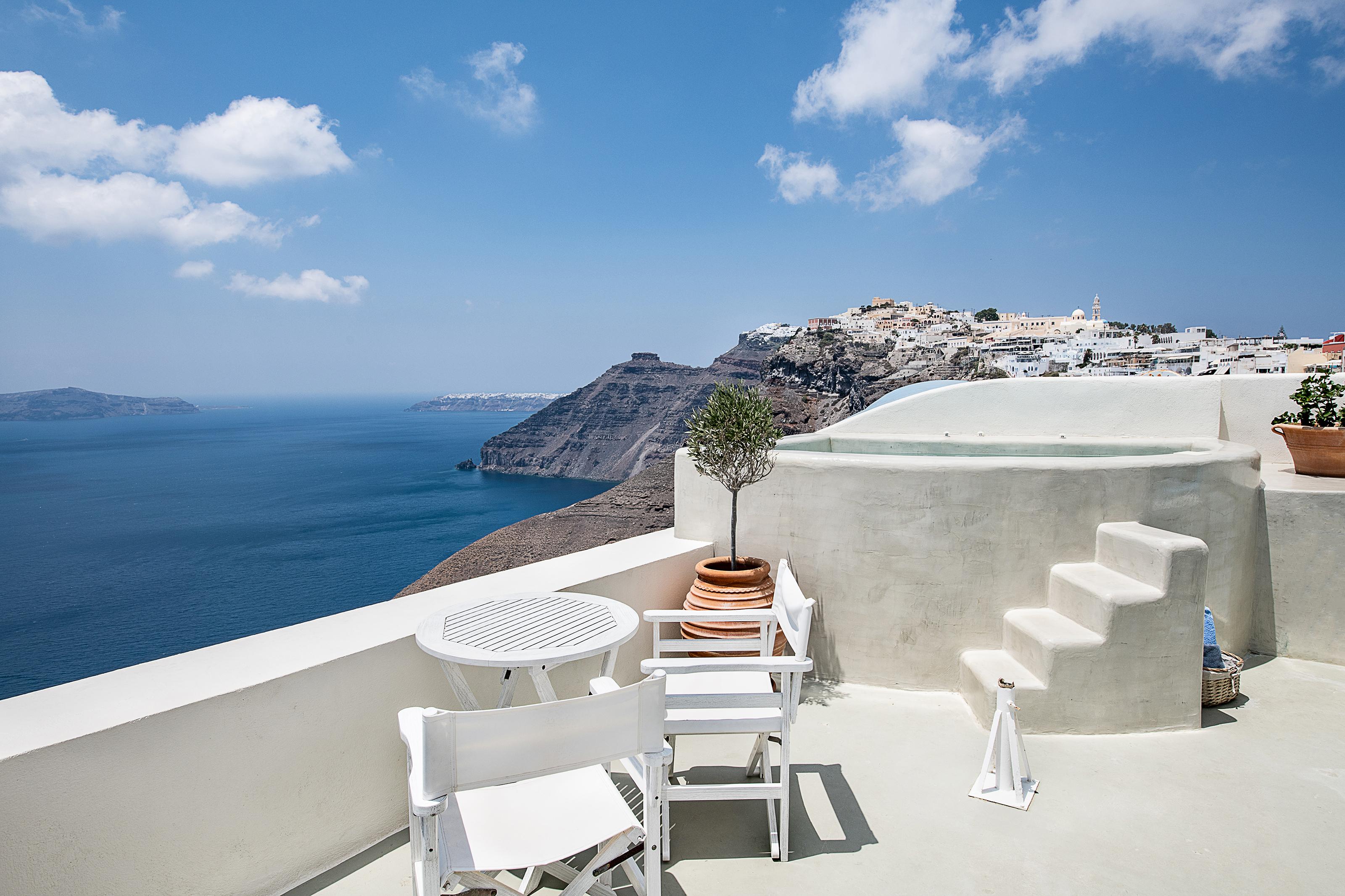 Pantelia Suites Фира Екстериор снимка