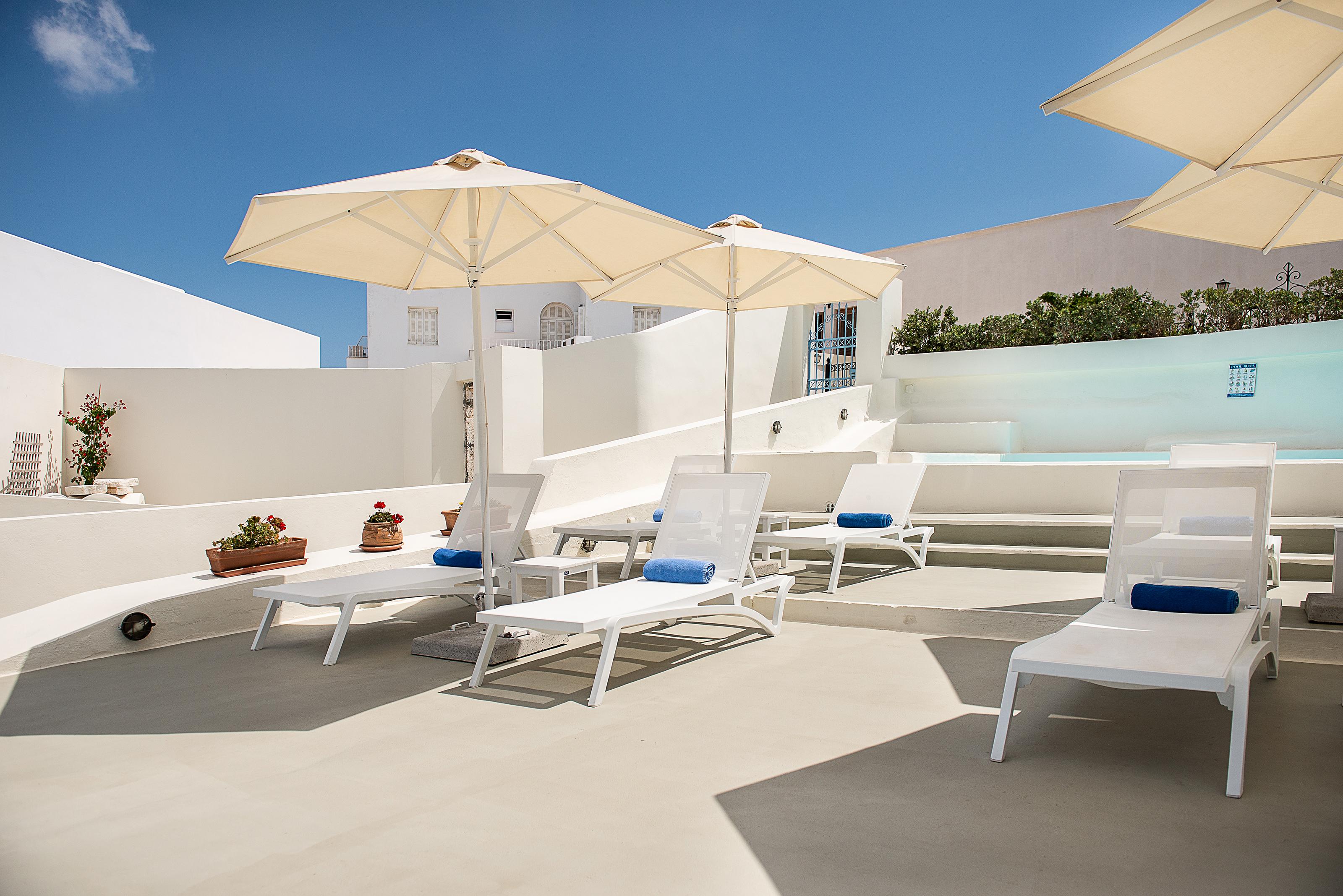 Pantelia Suites Фира Екстериор снимка